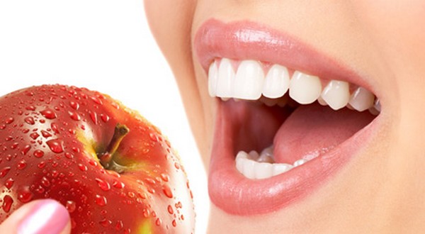 8 غذا برای سالم نگهداشتن دندان ها