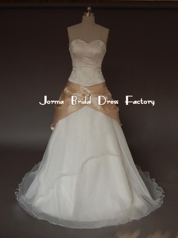 bride-dresses-model-10