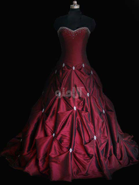 bride-dresses-model-4