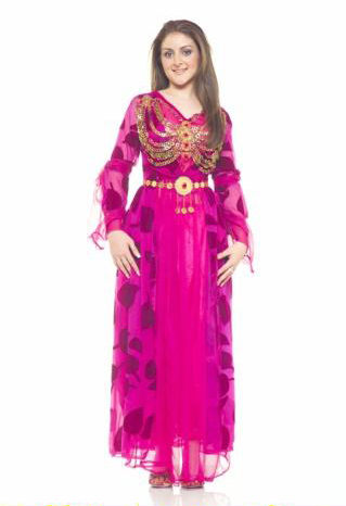kurdish-female-clothing-model