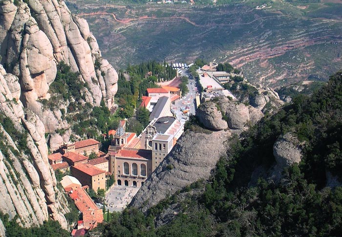 6-montserrat_mountain