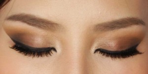 How-to-Create-an-Evening-Smokey-Eye