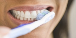 salt-water-for-washing-the-mouth