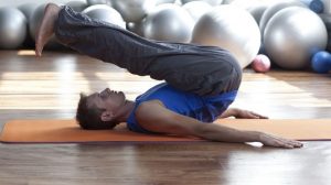 5_Yoga_Moves_for_Football_Players