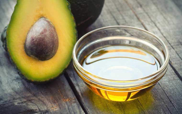 ماسک پاک کننده طبیعی صورت برای پوست خشک