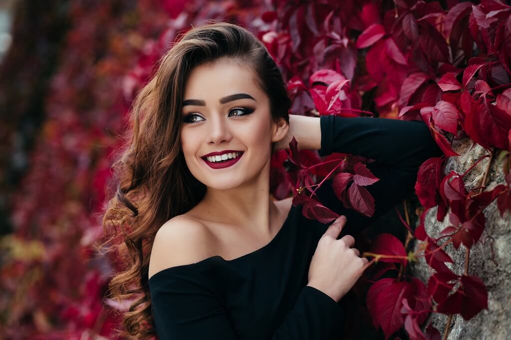 خصوصیات زن متولد آبان ماه