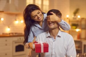 اولین هدیه تولد برای شوهرم چی بگیرم؟