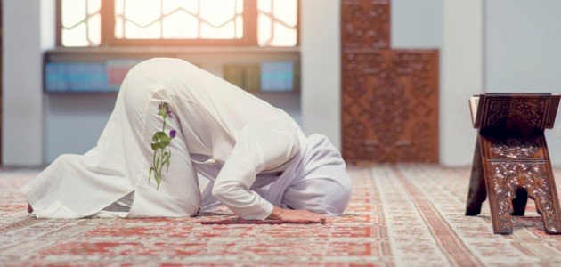 حکم خواندن سوره های سجده دار در زمان قاعدگی