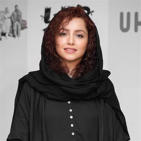 زندگی شخصی نازنین بیاتی