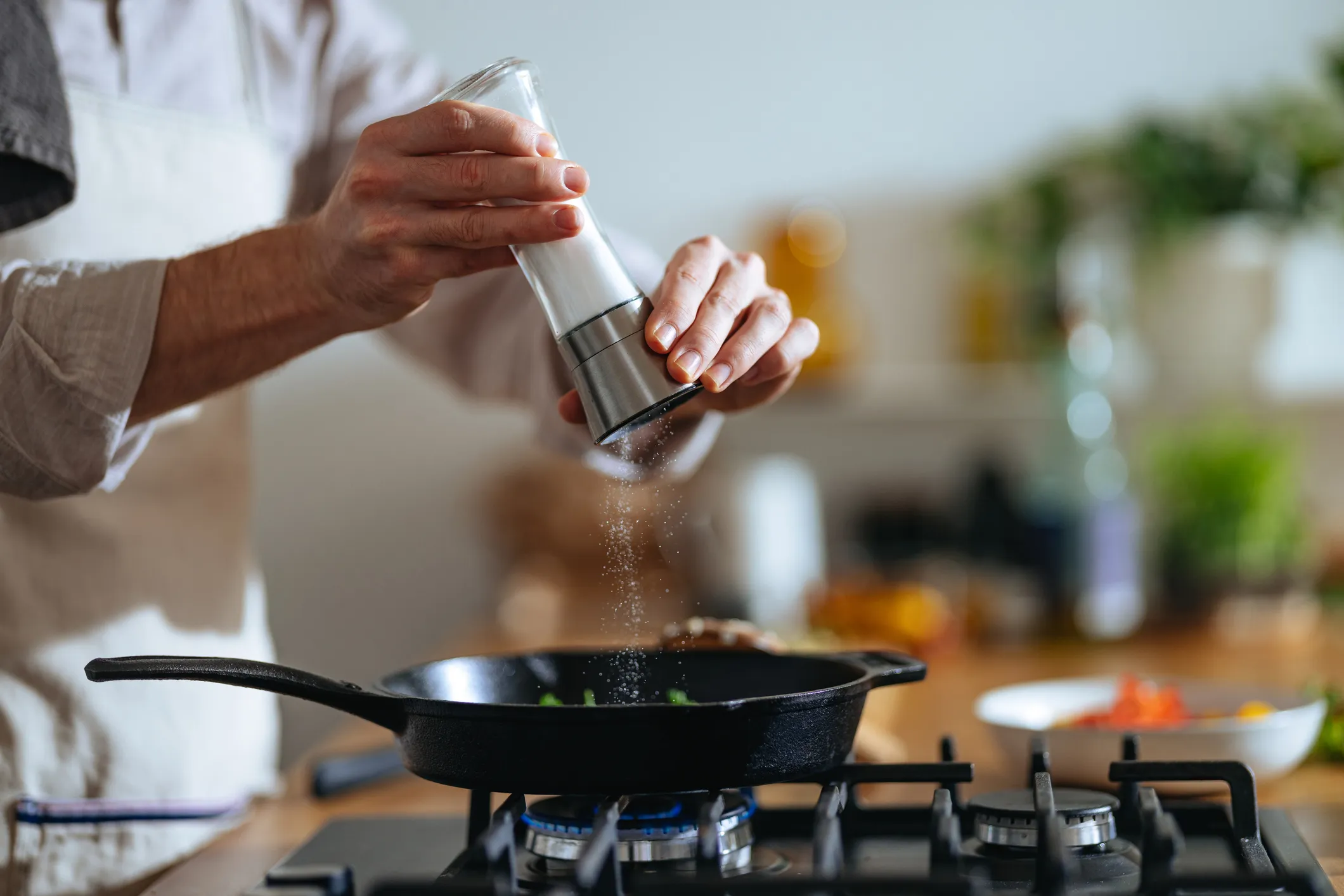 برای گرفتن فوری شوری غذا چیکار کنم؟