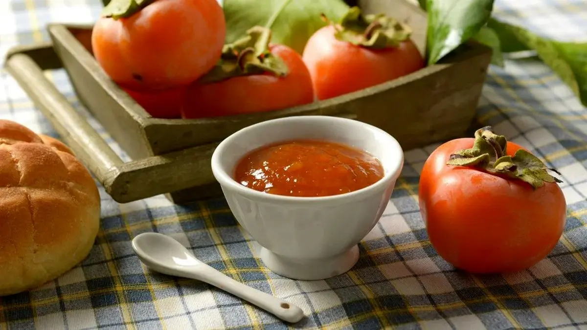 چند نکته مهم برای استفاده بهتر از خرمالوهای له شده