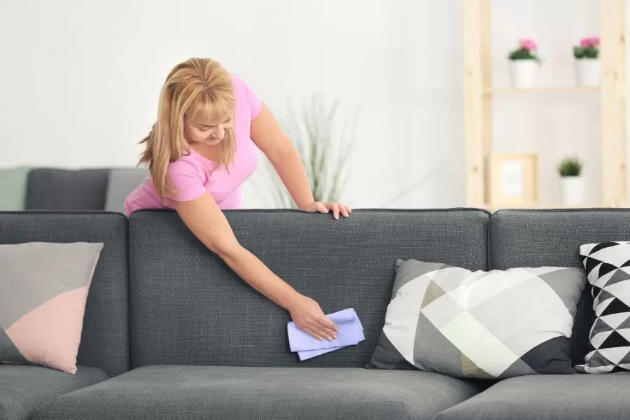 خوشبو کردن مبل پس از تمیز کردن