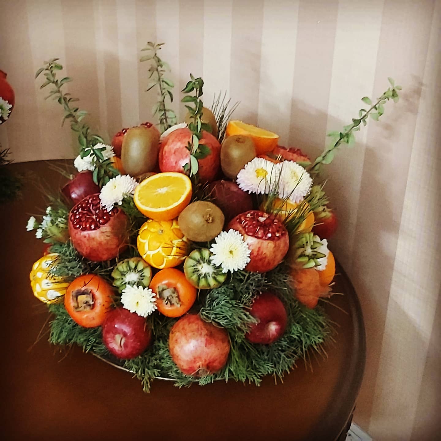ایده تزیین بشقاب میوه پاییزی برای مهمانی