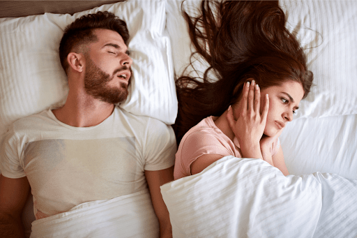 علت حرف زدن در خواب چیست؟