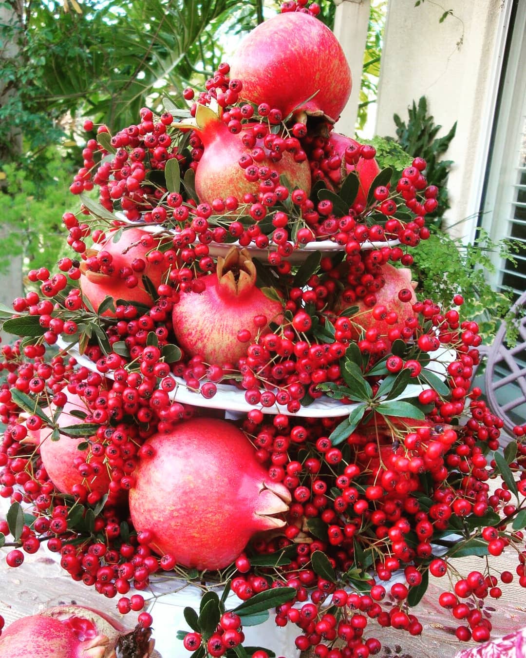 تزیین انار شب یلدا عروس