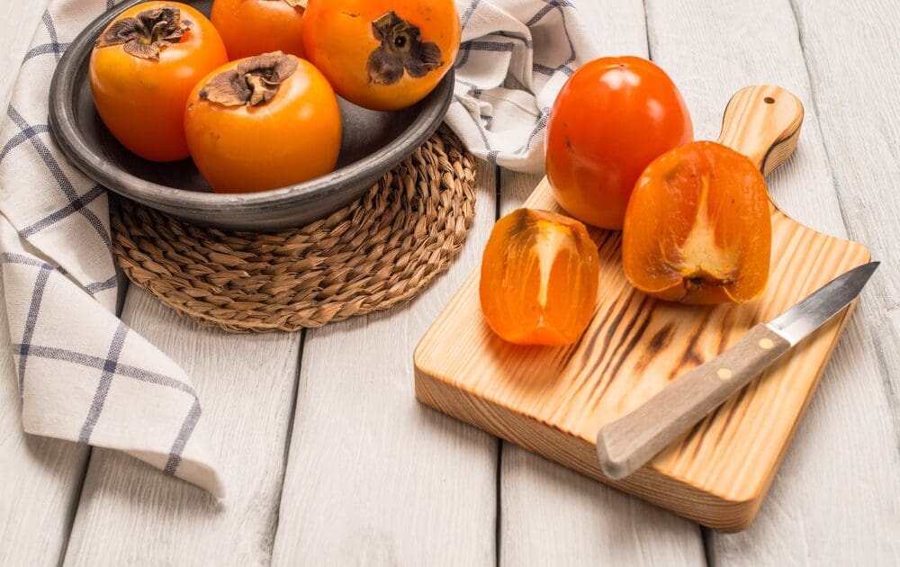 خوردن خرمالو با پوست چه خاصیتی دارد؟
