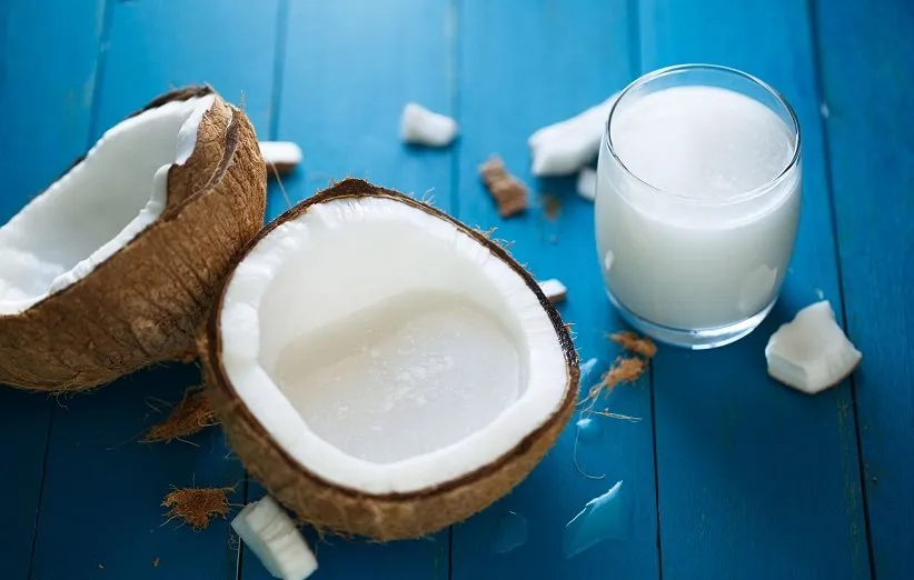 خوردن نارگیل در بارداری و زیبایی جنین