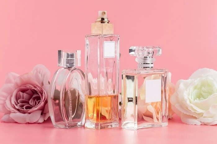 لیست کامل لوازم آرایش عطر و خوشبو کننده ی عروس همراه با راهنمای خرید