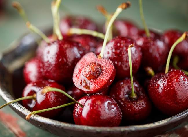 گیلاس چاق کننده است؟