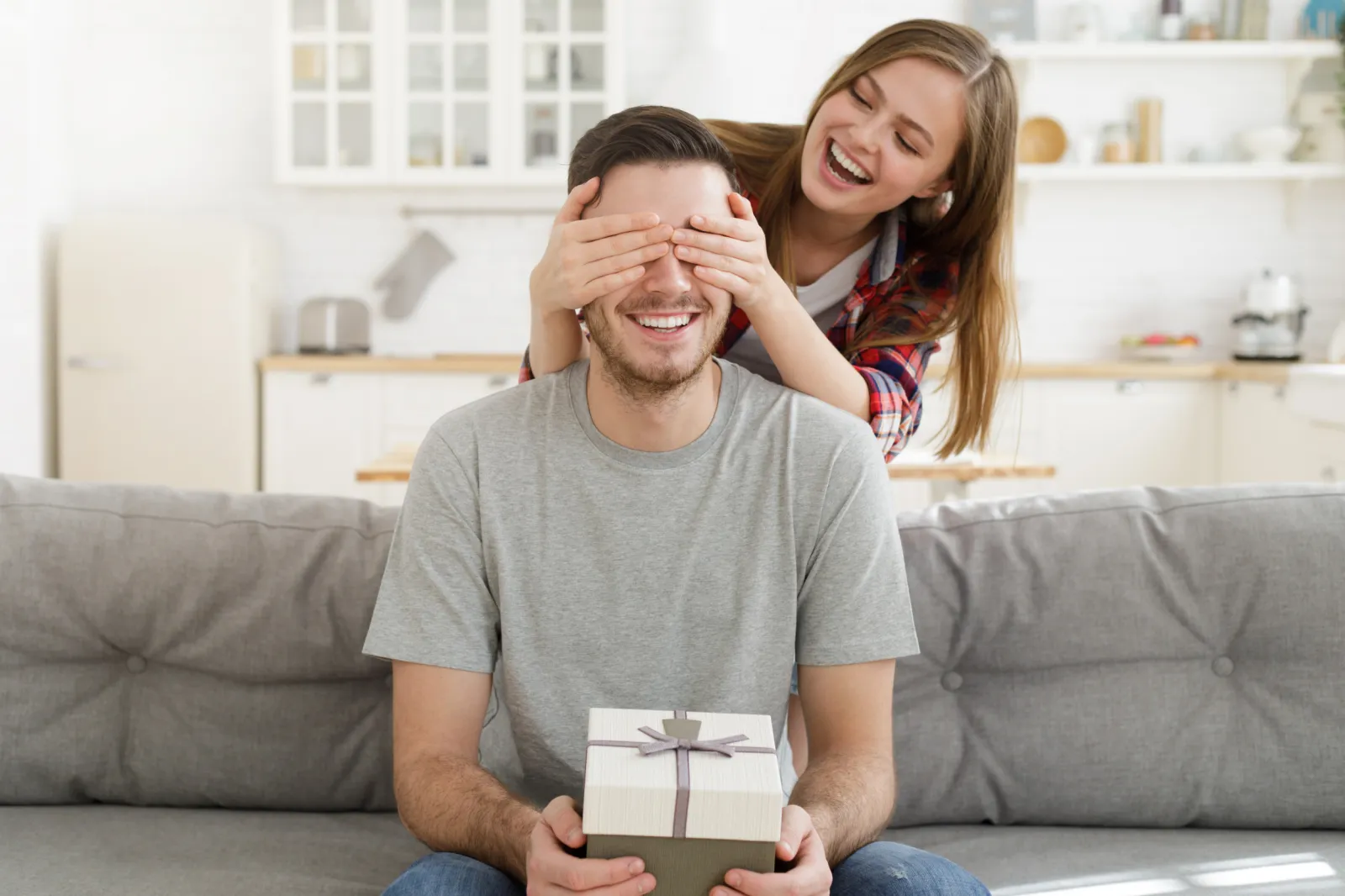 سورپرایز کردن شوهر