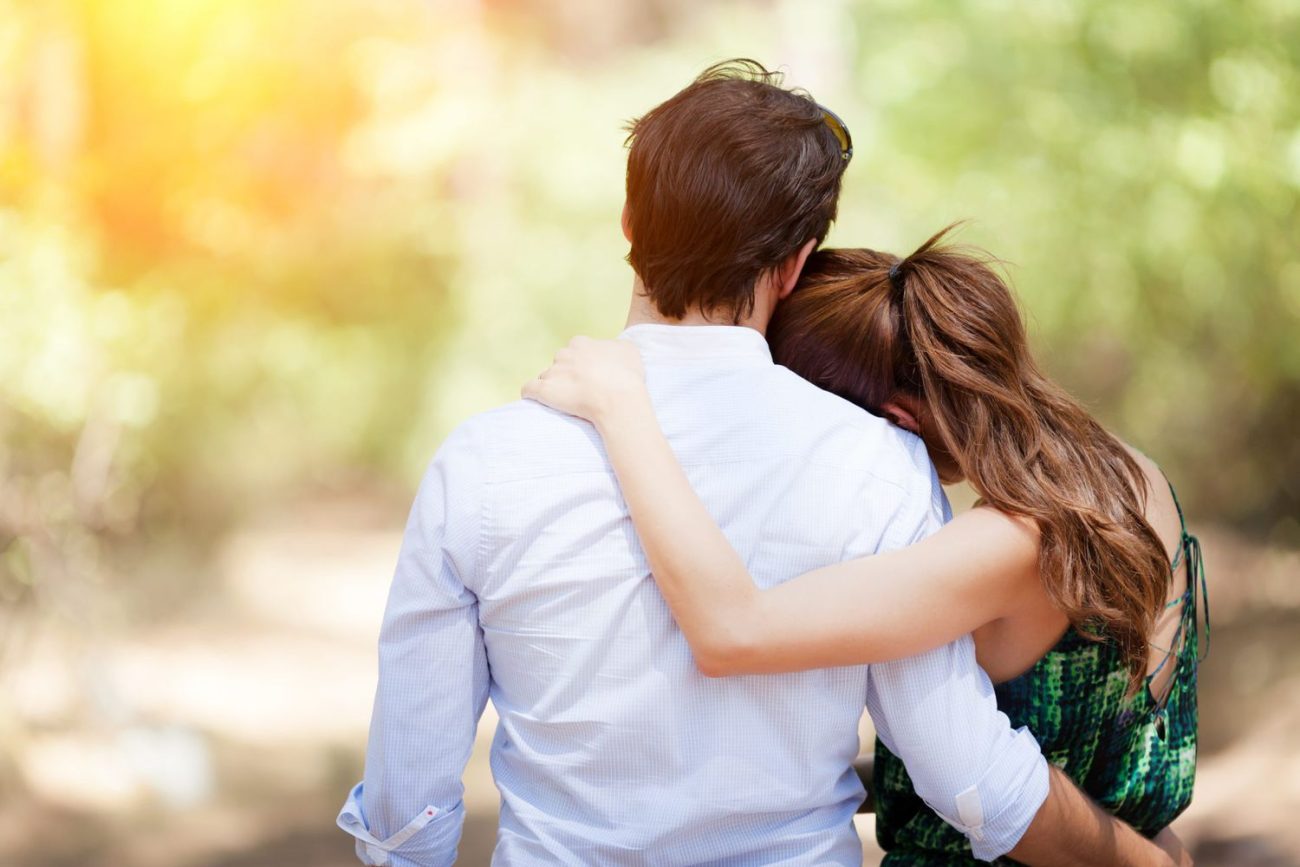 چگونه مردی را دلتنگ خود کنیم؟