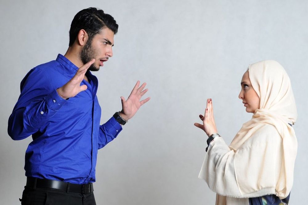 چرا هر بار با همسرم حرف میزنم دعوا می شود؟