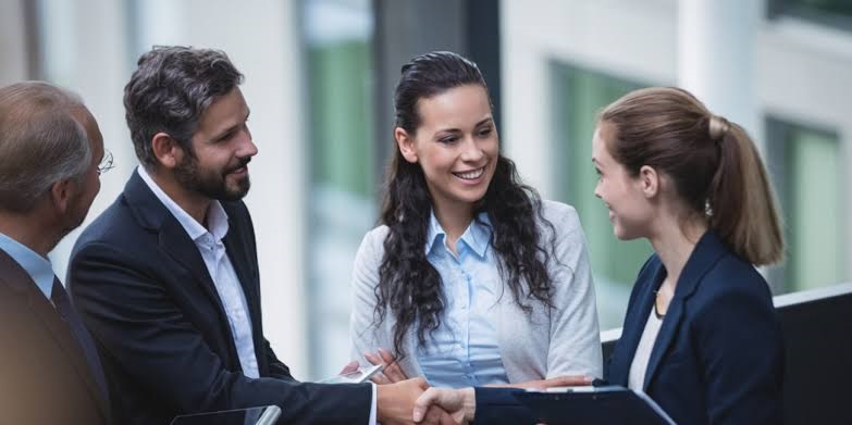 چگونه بعد از یک اشتباه کاری اعتماد مدیر را دوباره جلب کنیم؟