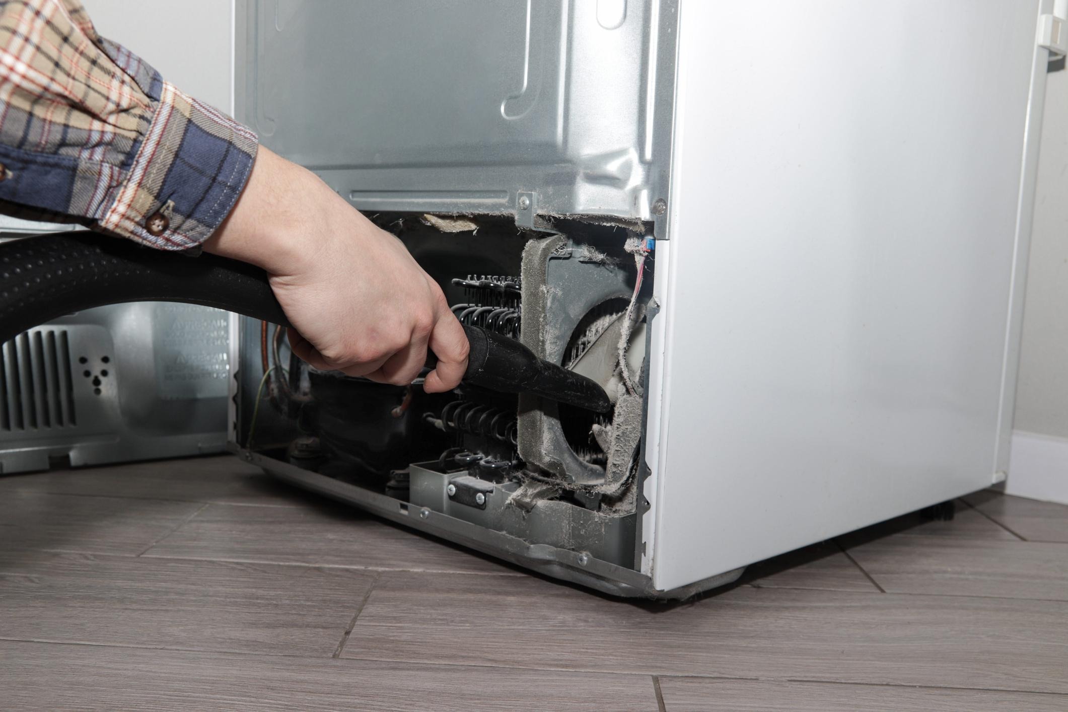 علت یخ زدن داخل یخچال بدون برفک