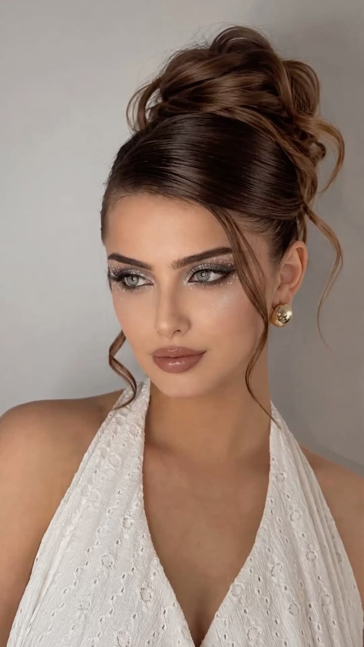 شینیون مدل مو بالا 26