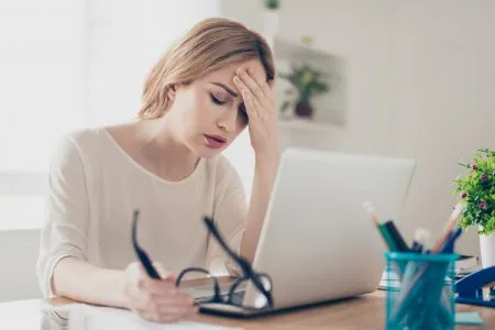نشانه ها و علائم دلشوره بی دلیل